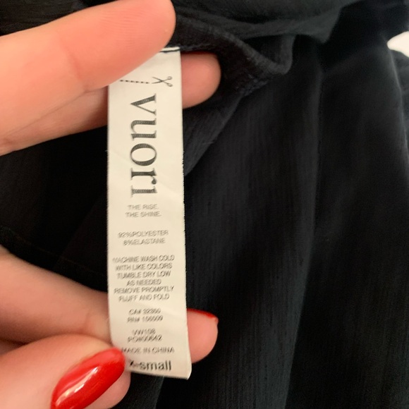 Vuori racer back tank in navy - Picture 5 of 5